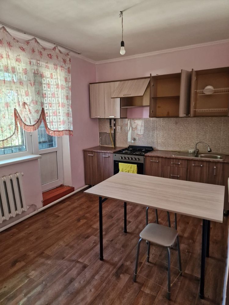 Квартира жалга бериледи