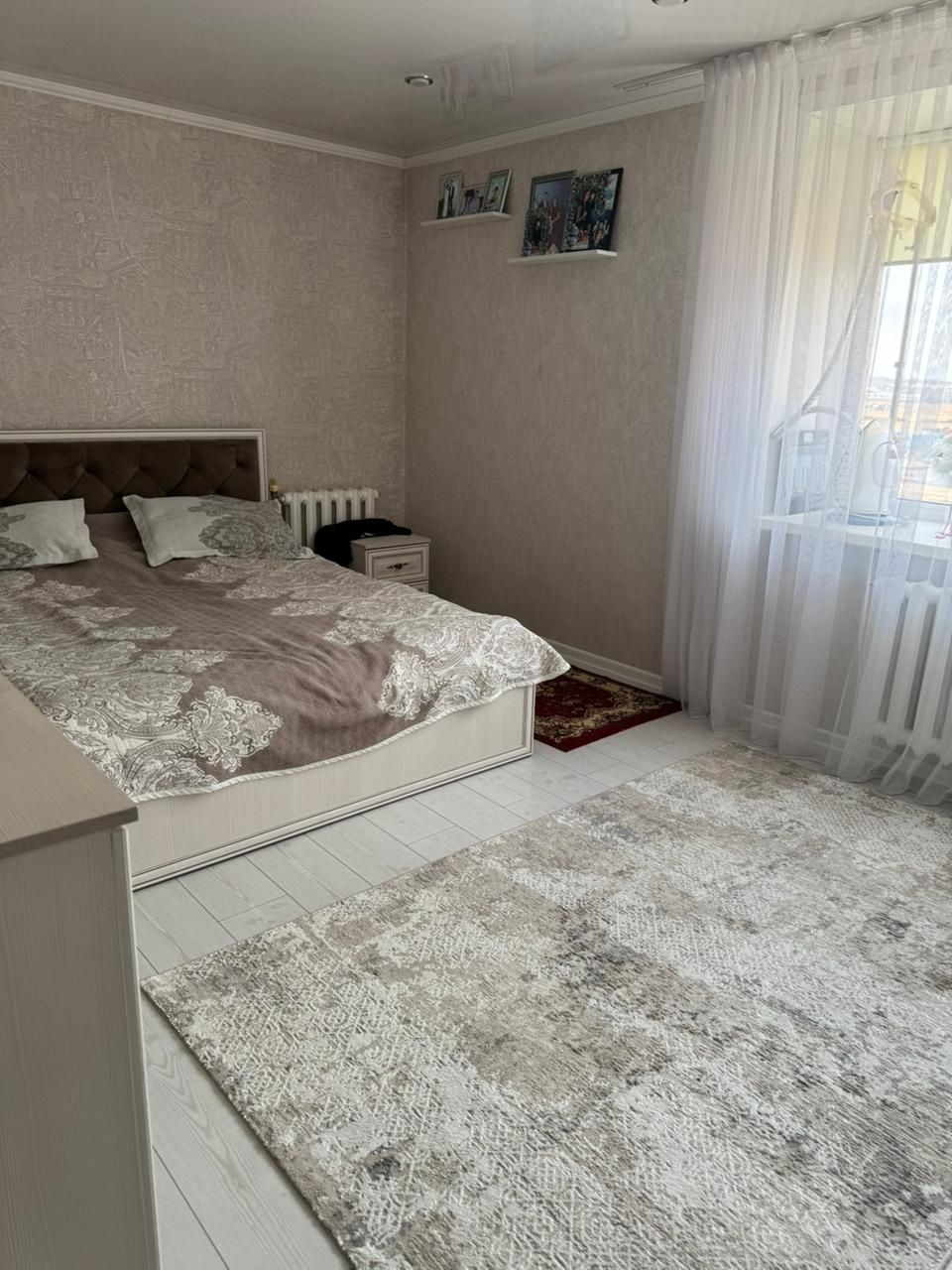 Продам 3-комнатную квартиру Бензострой