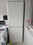 Холодильник Indesit