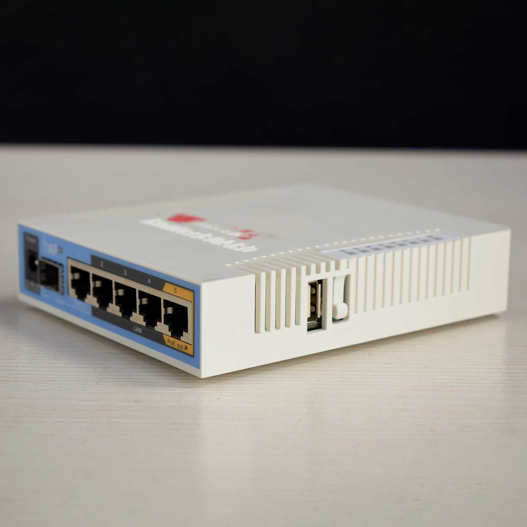 Маршрутизатор MikroTik hAP AC - В хорошем состоянии