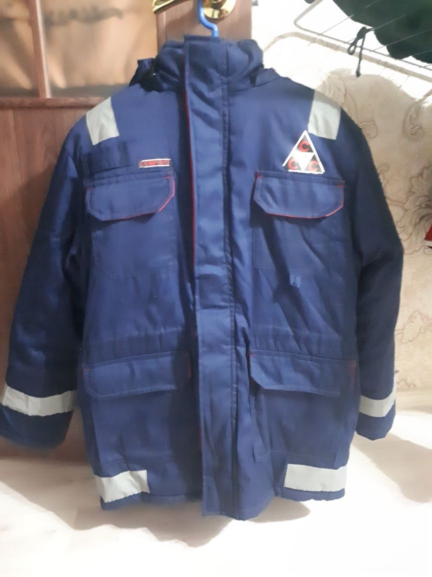 Продам бушлат и комбез