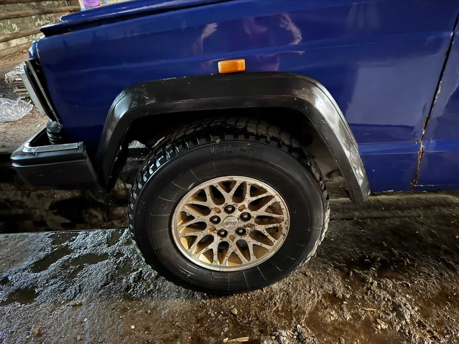 Jeep Cherokee. Джип чероки.