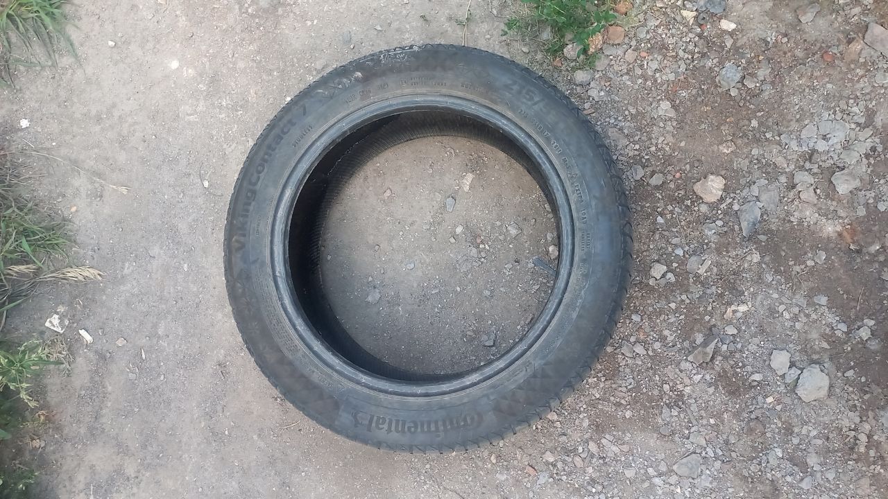 Шины Continental 215/55/R17