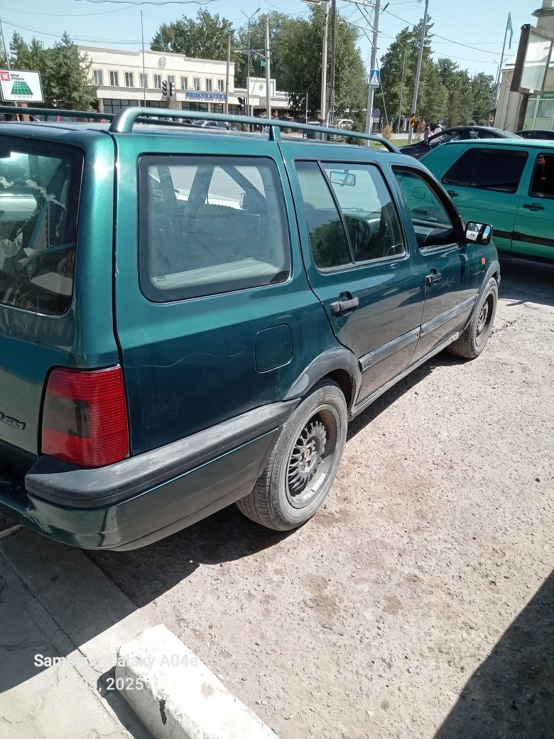 Прадаю автомобиль