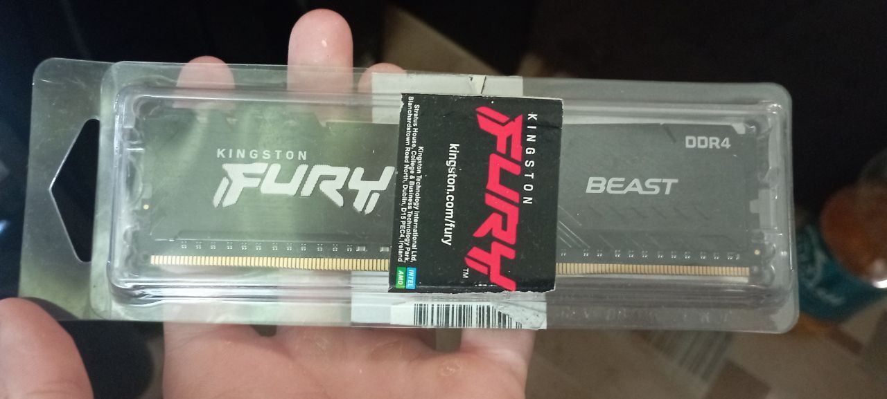 Оперативая память 16 Gb kingston fury beast