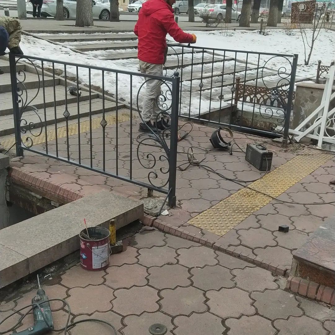 терезелердегі қорғаныс торлары