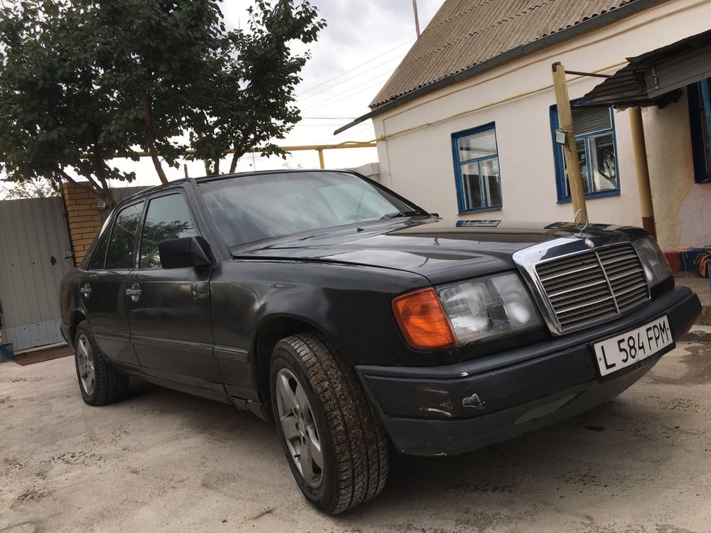 Продам 124 Мерса