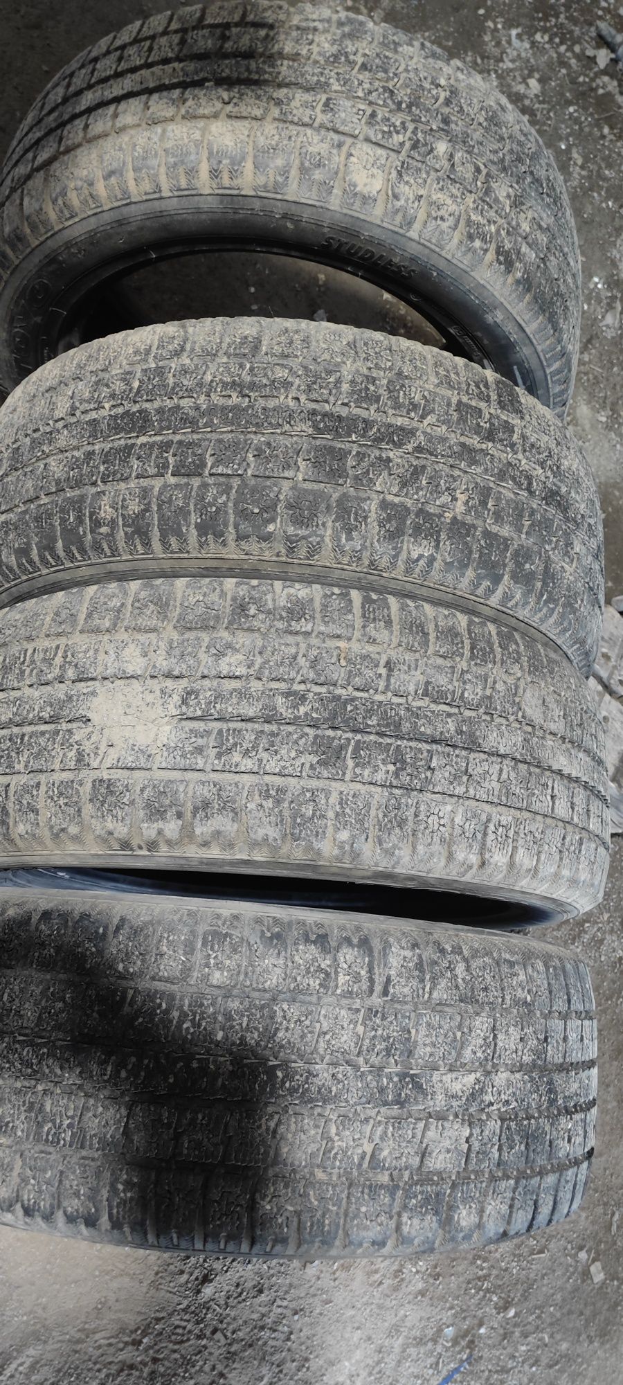 Toyo 215/55/17 комплект липучка