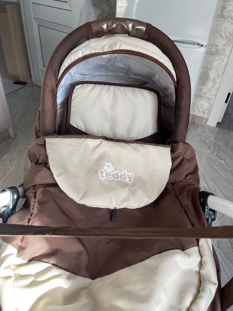 Продам коляску с люлькой
