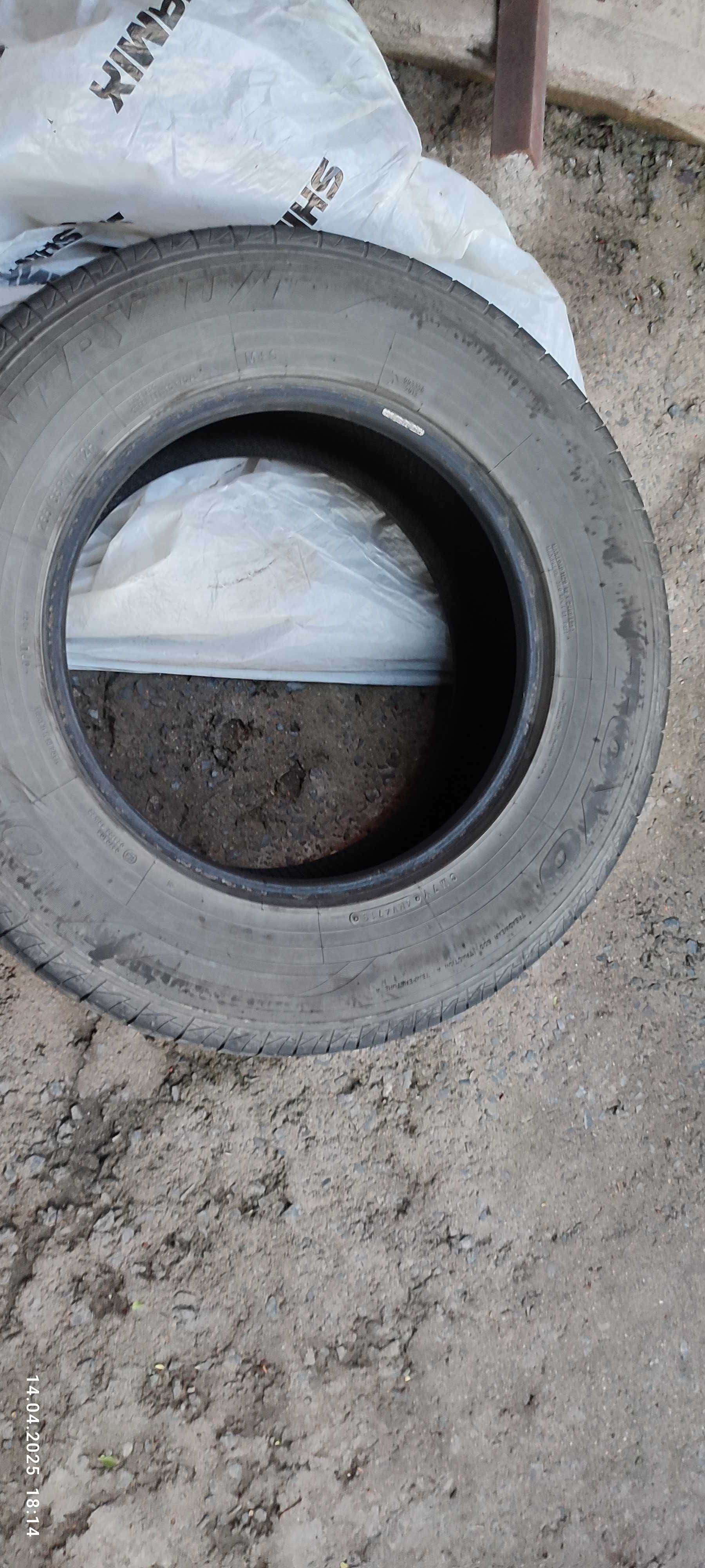 Летние шины Toyo 265/ 65/ R17 на внедорожник