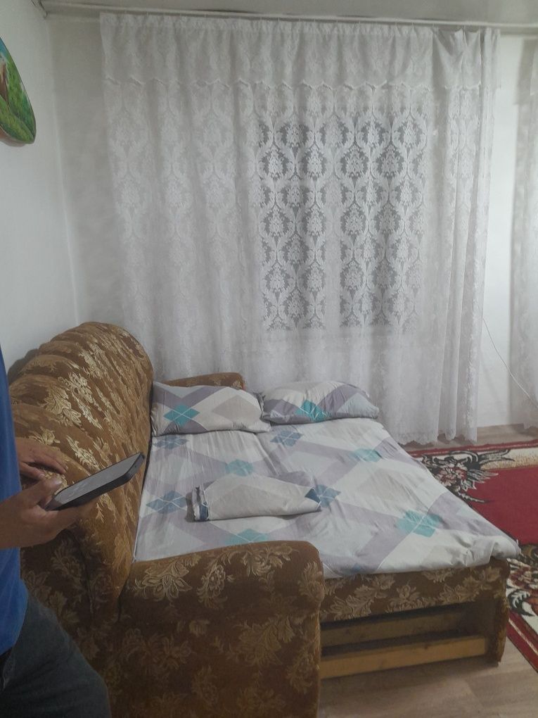 Дом на земле частный на 6 человек три комнаты ,кухня двор большой,