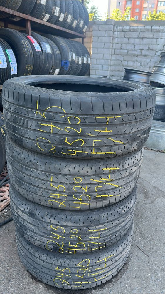 Продам 245/45/20 комплект резины