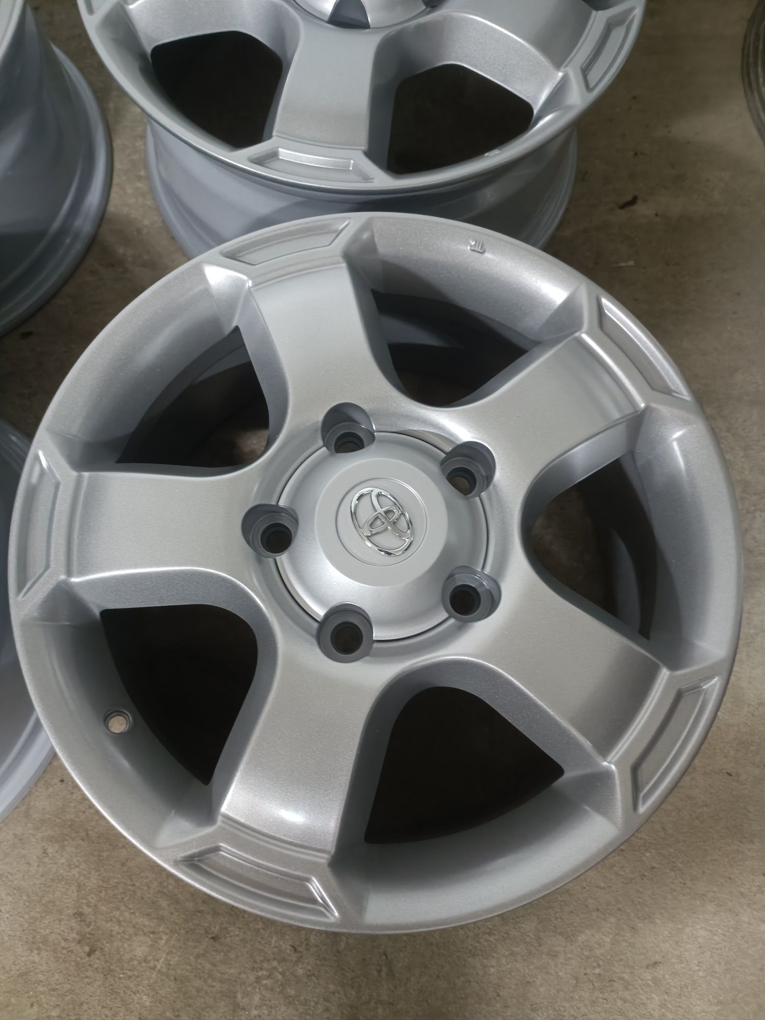 Диски r18 original Land Cruiser 100, Land Cruiser 200, Lx470, Lx570