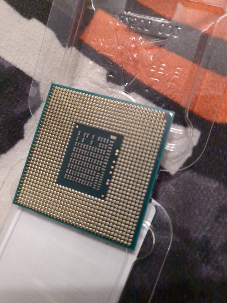 Продам процессор на ноутбук i5 2540m