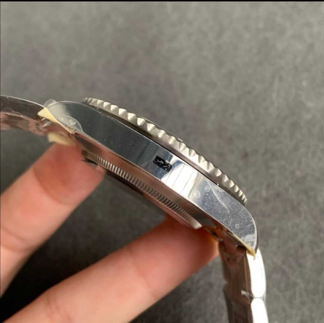 Часы Rolex Submariner