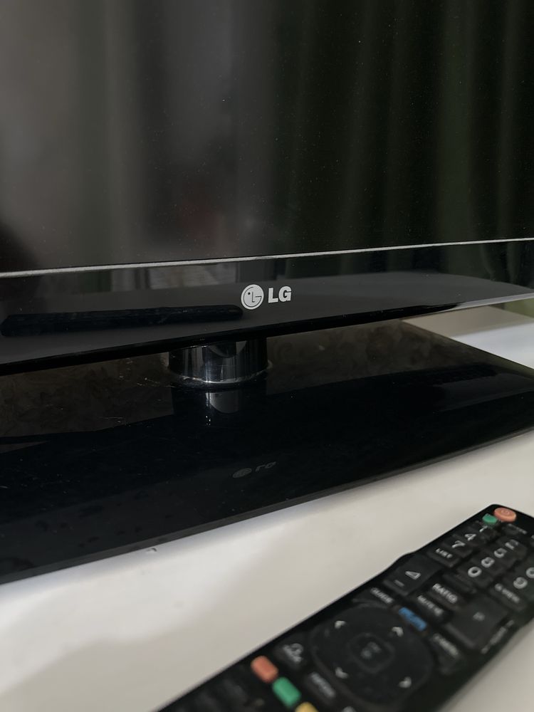 Телевизор модель LG