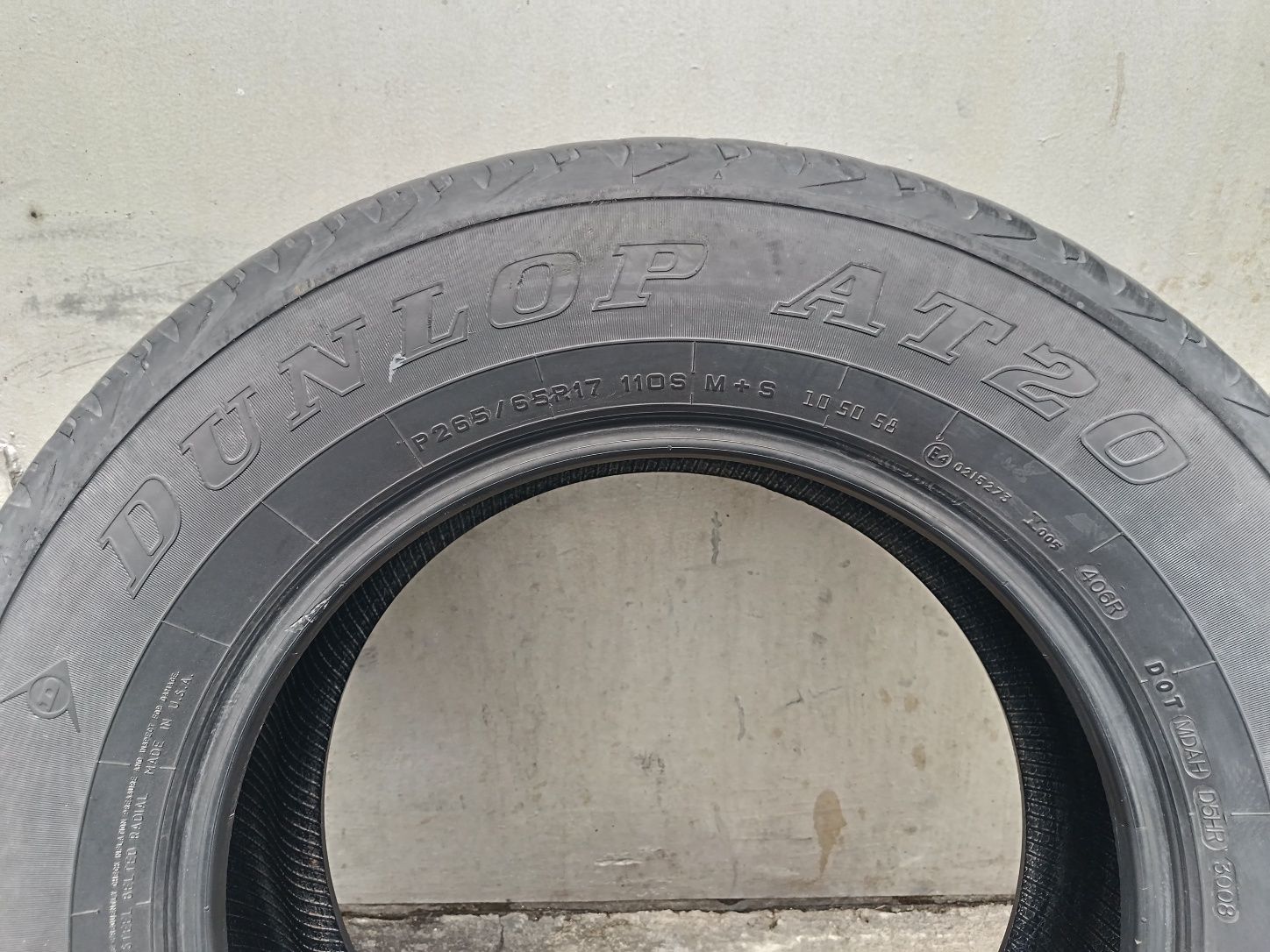 Продам 1 шину Dunlop Grandtrek AT20 265/65 R17