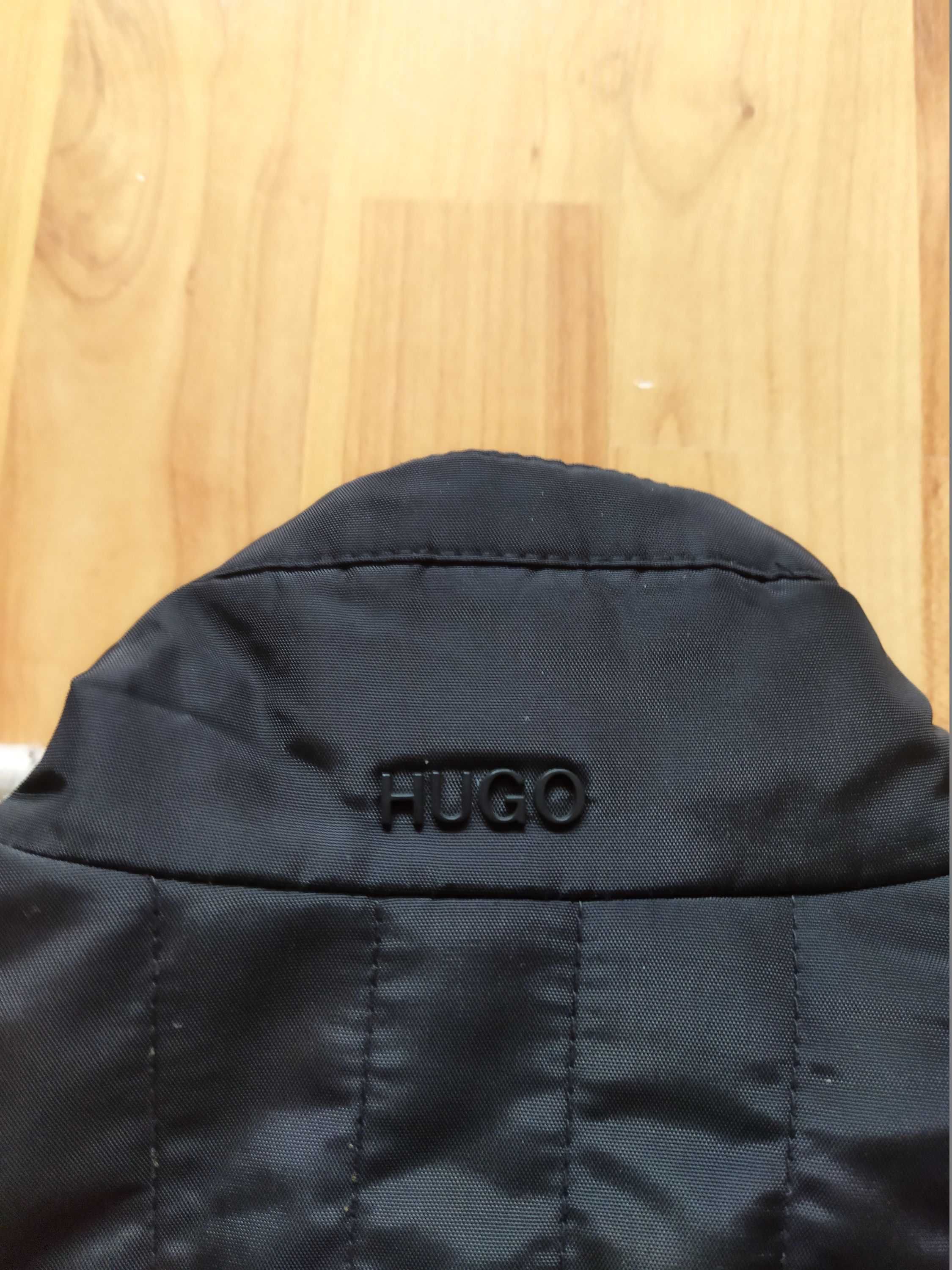 Куртка мужская Hugo Boss (Германия),осенняя, р-р 50,оригинал,новая.