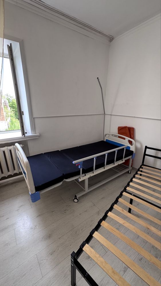 Кровать медицинская