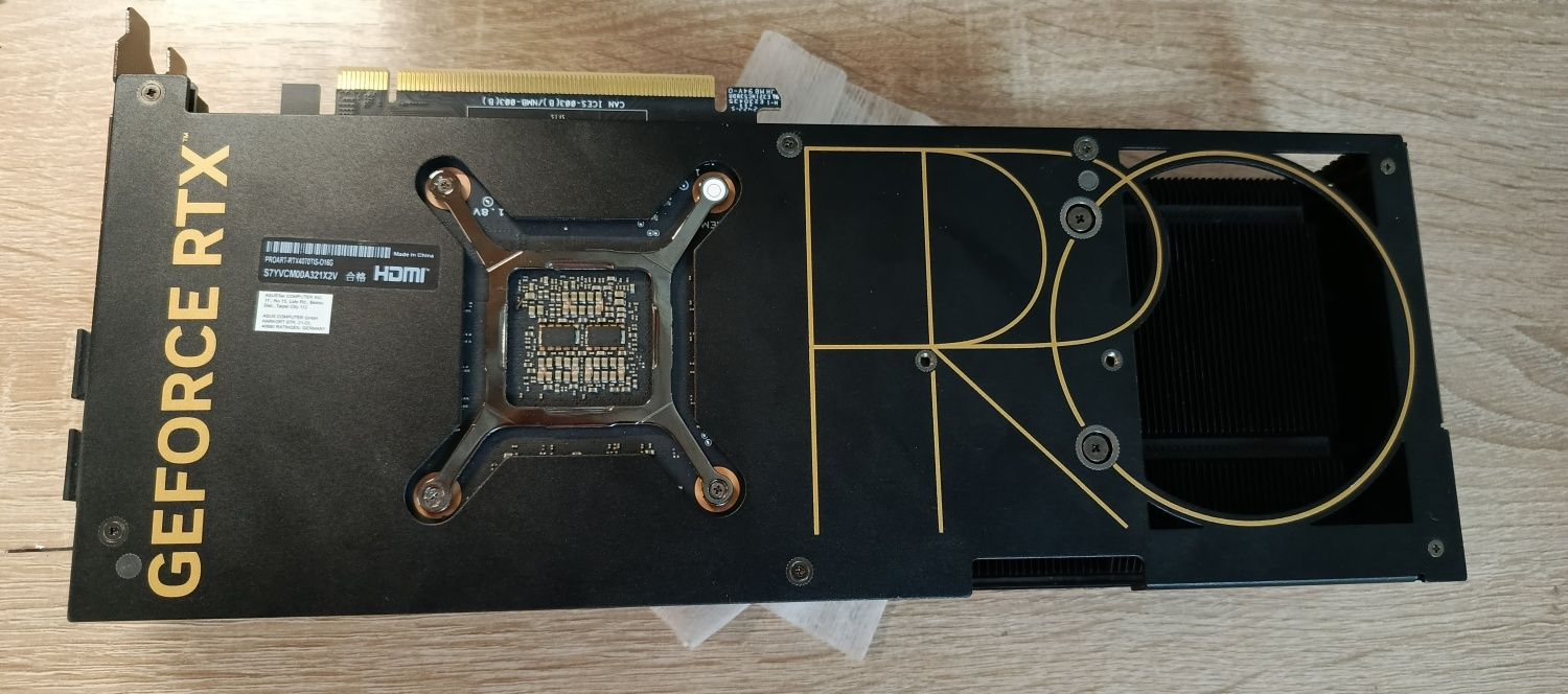 Продам видеокарту Asus ProArt GeForce RTX 4070Ti SUPER 16GB OC edition