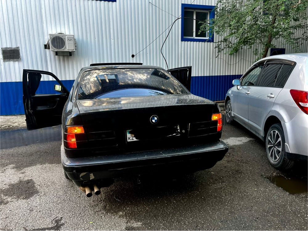 Задние фонари БМВ е34, в отличном состоянии