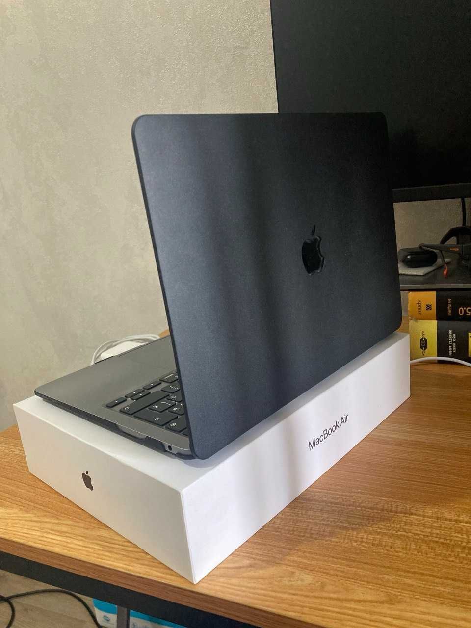 MacBook Air 13" M1 / 16GB RAM / 256GB SSD – Таза, Мықты Ноутбук!