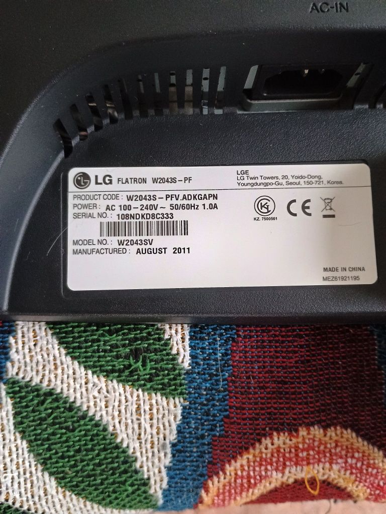 Монитор LG 20' дианональ