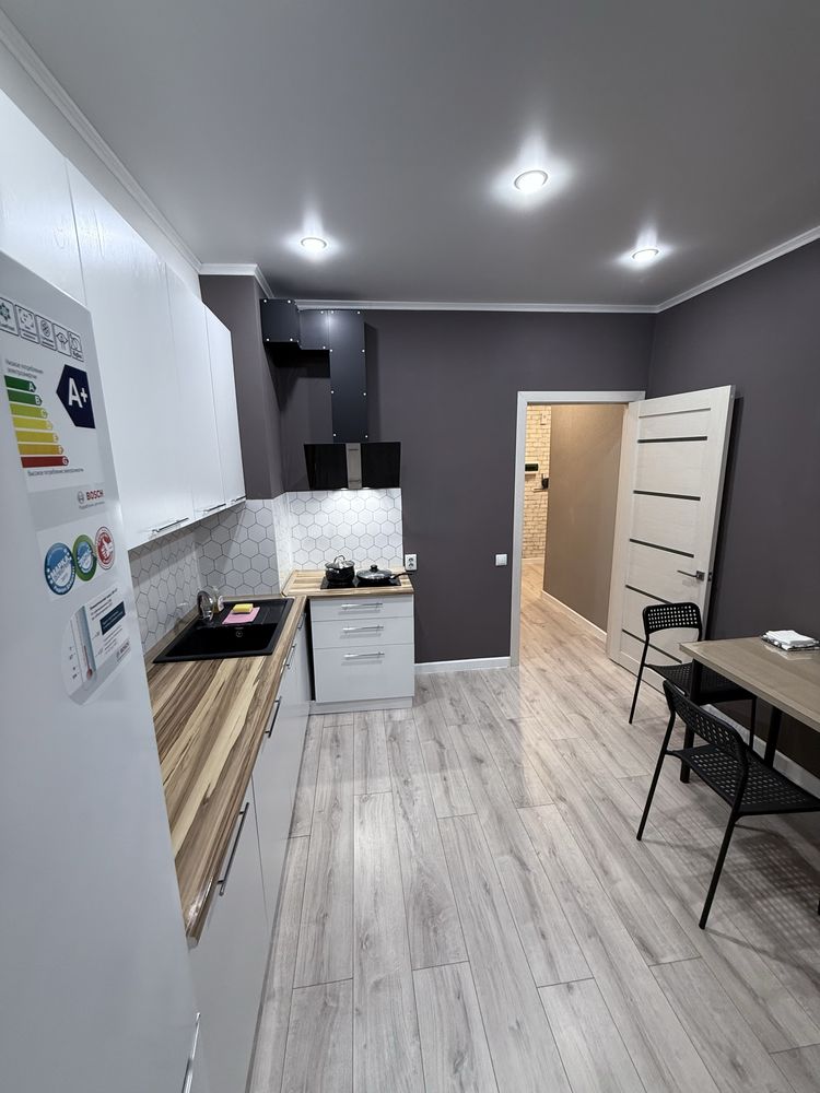 Сдам 1,5 за Драм Театром.