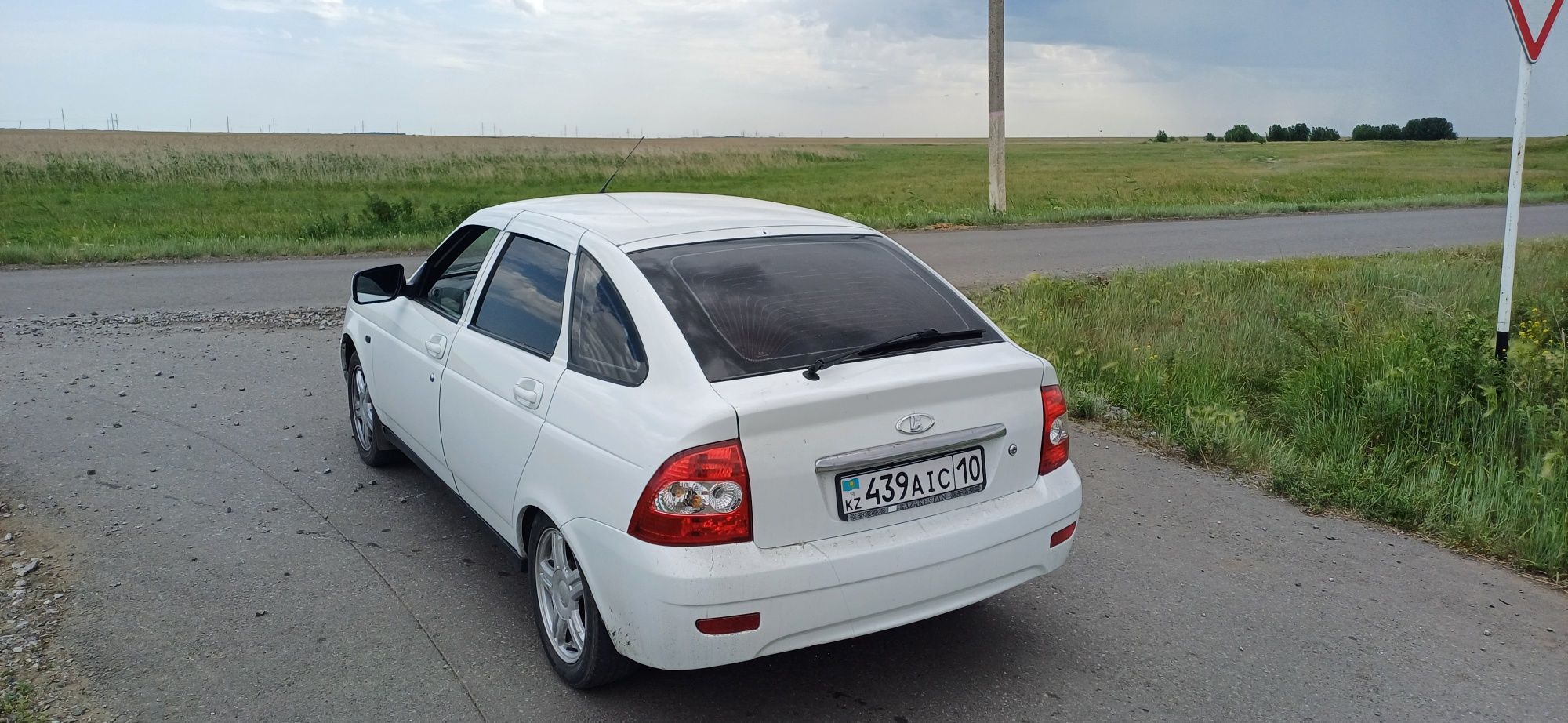Продам приору срочно