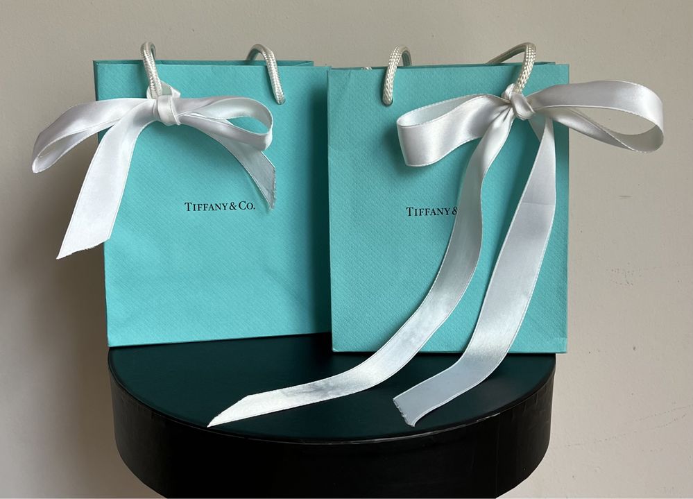 Подарочные пакеты / коробки Dior Tiffany Pandora