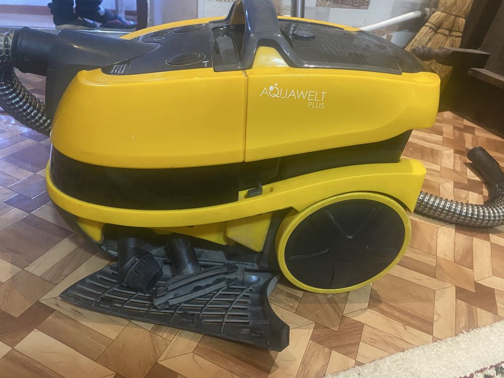 Срочно продам пылесос