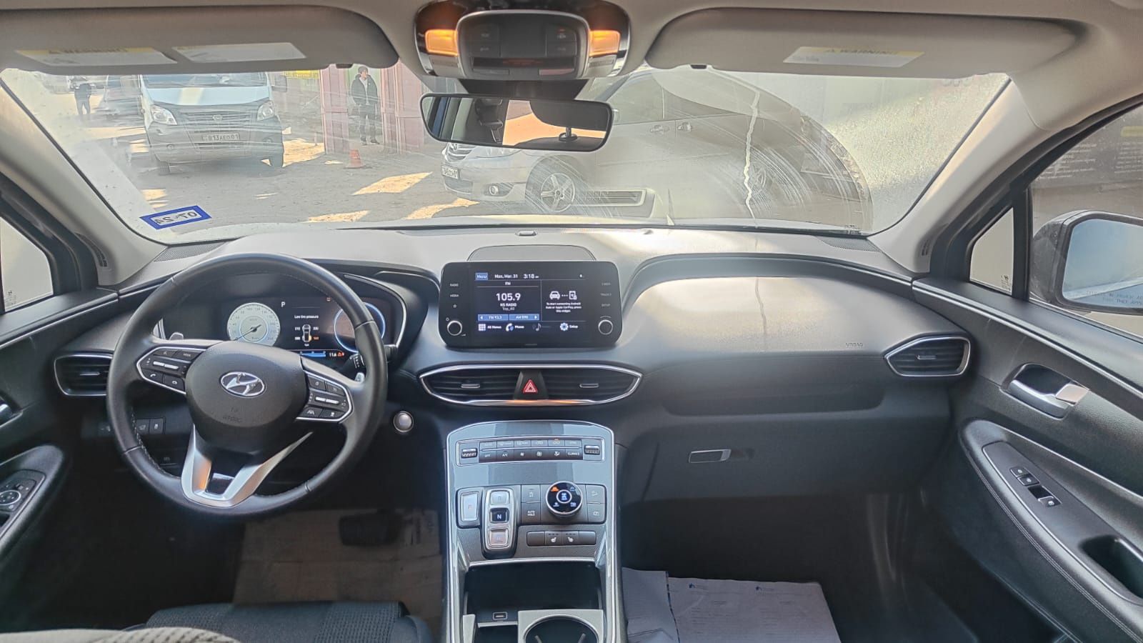 Продаю Hyundai Santa Fe 2022 года