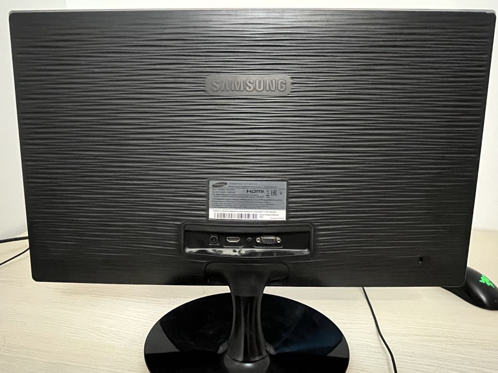 Монитор 60гц Samsung
