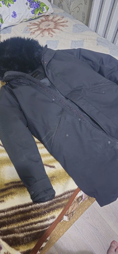 Продам парку зимнюю