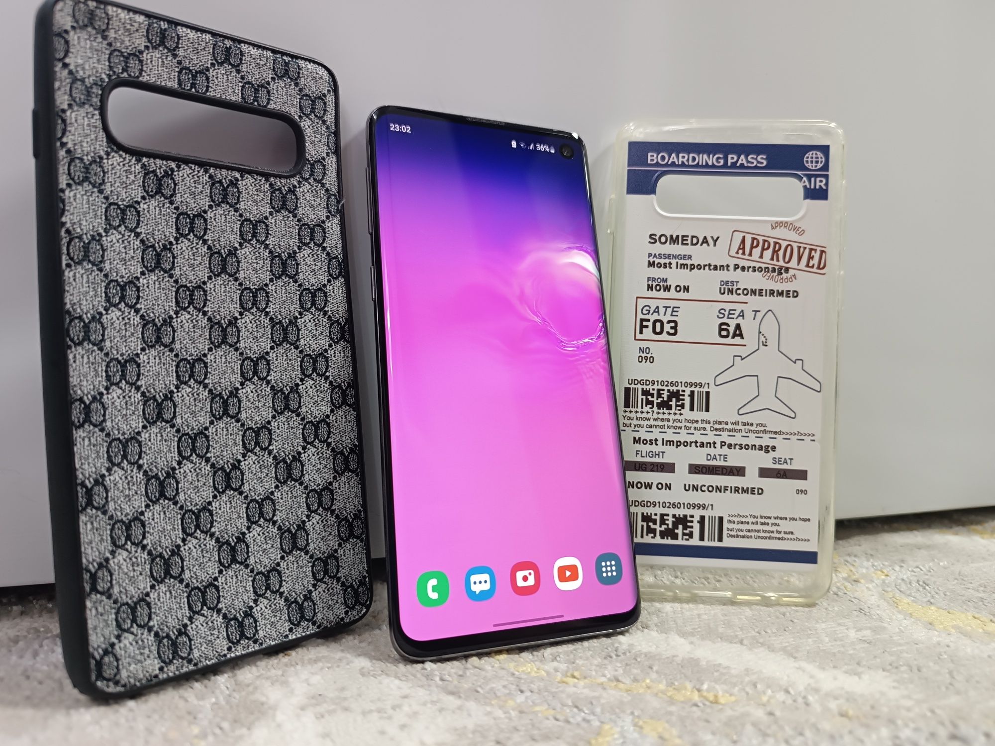 Samsung S10 / 128GB в идеальном состоянии.