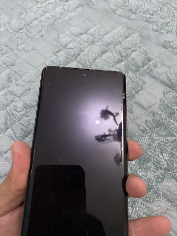 Oppo reno. 11.  5G