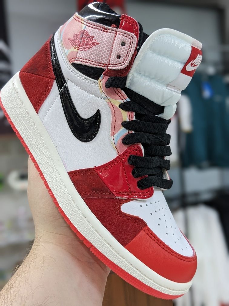 Кроссовки Nike Air Jordan 1 Spider-Man