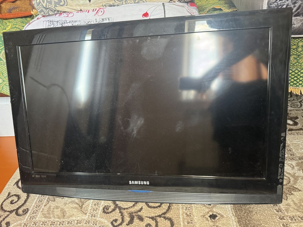 Телевизор samsung