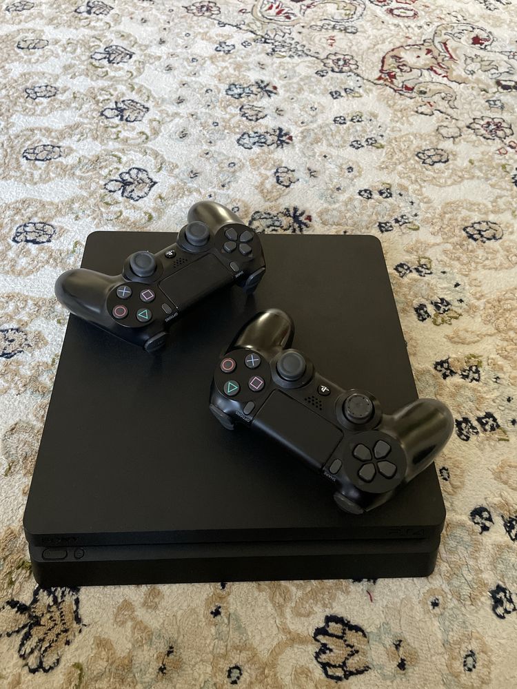 Ps4 бу,использовалось активно,торг имеется