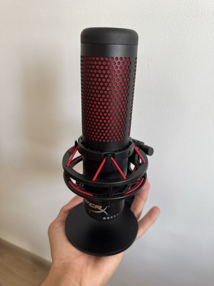 Микрофон HyperX Quadcast