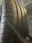 Продам шины 215/45 R18 покрышки резина колеса