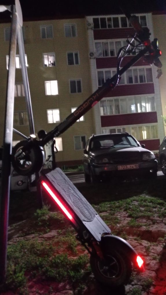 Электро самокат куго