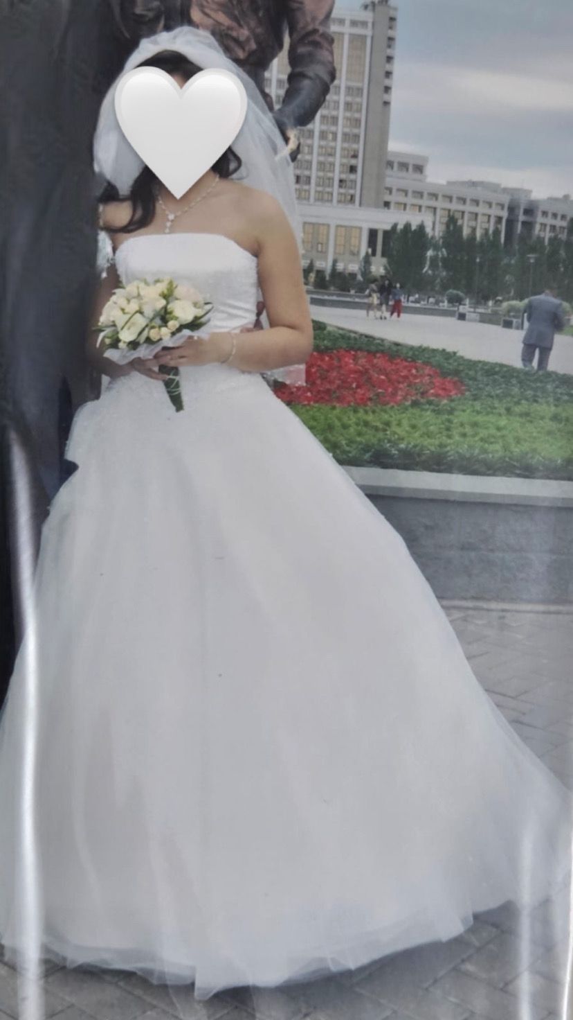 Свадебное платье
