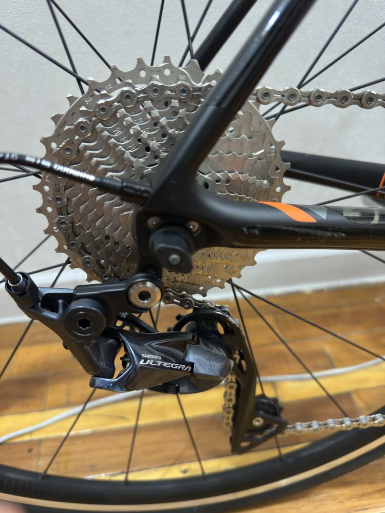 Шоссейный велосипед Giant tcr advanced 1