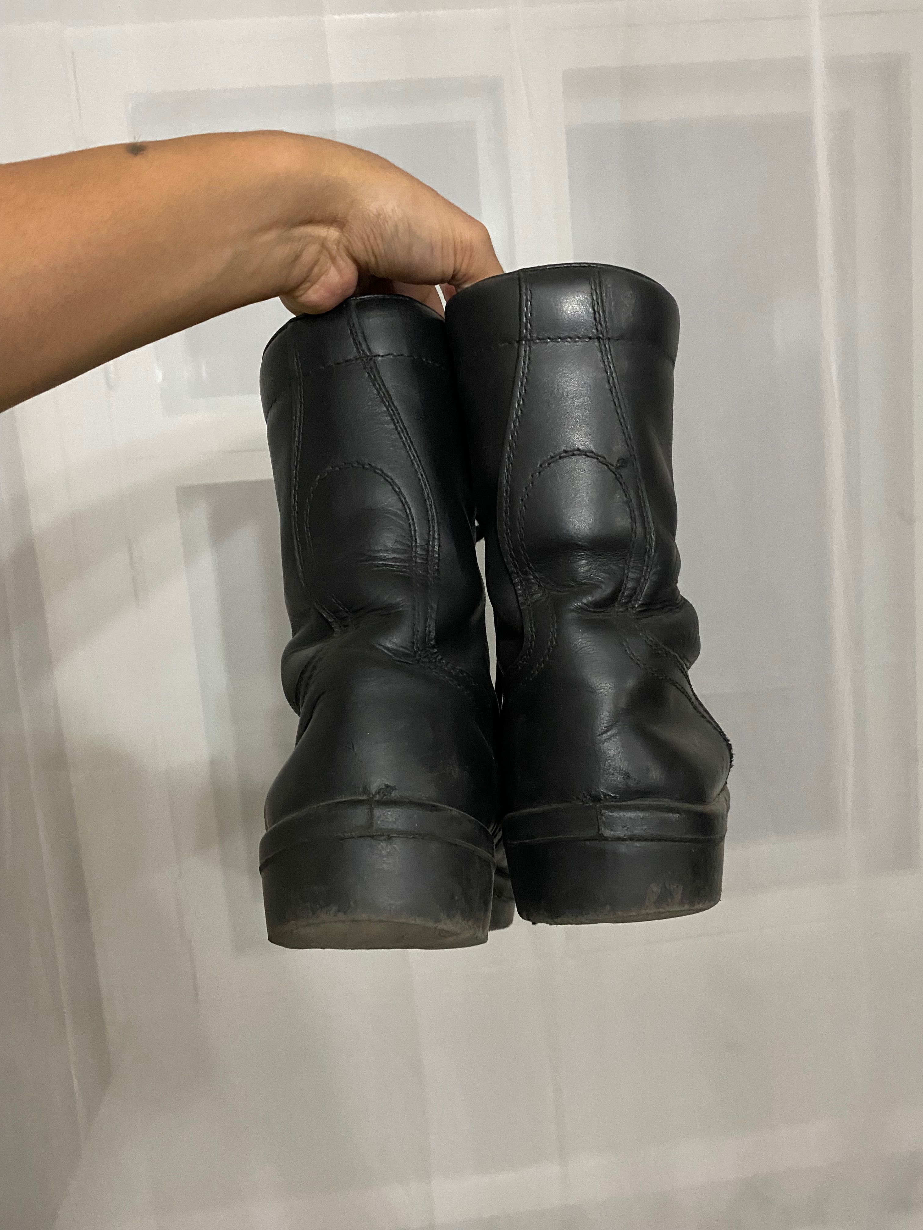 Продам берцы 41-42 размер торг