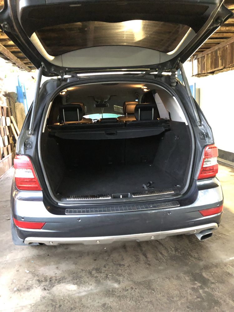 Mercedes-Benz › M › ML 350