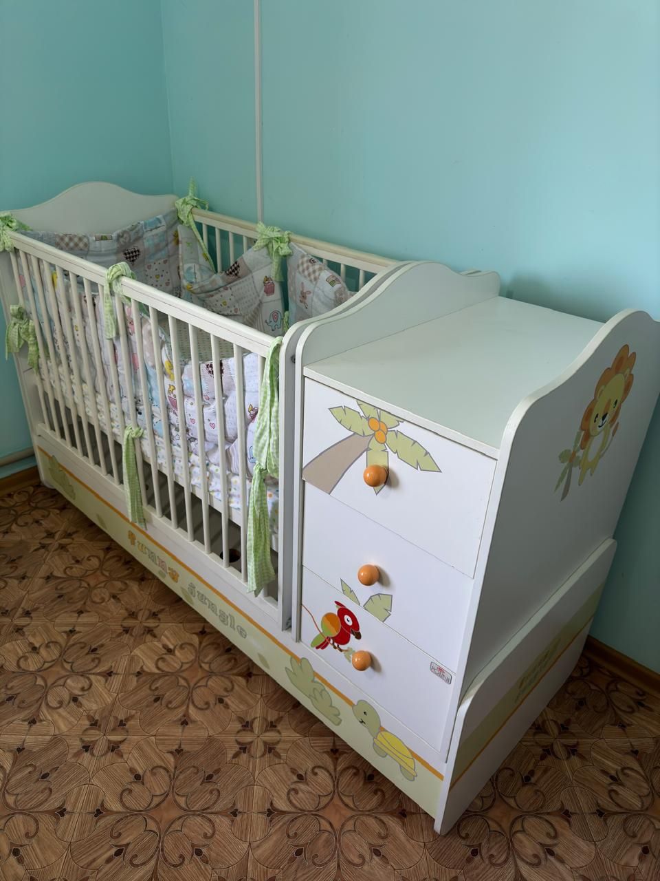 Продается детская кроватка