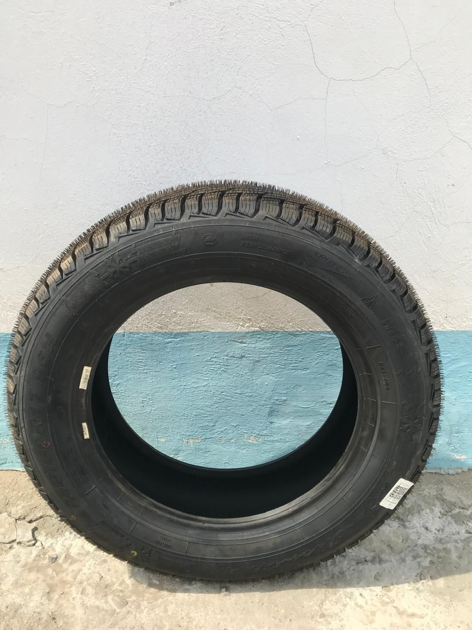 Продам шины всесезонки