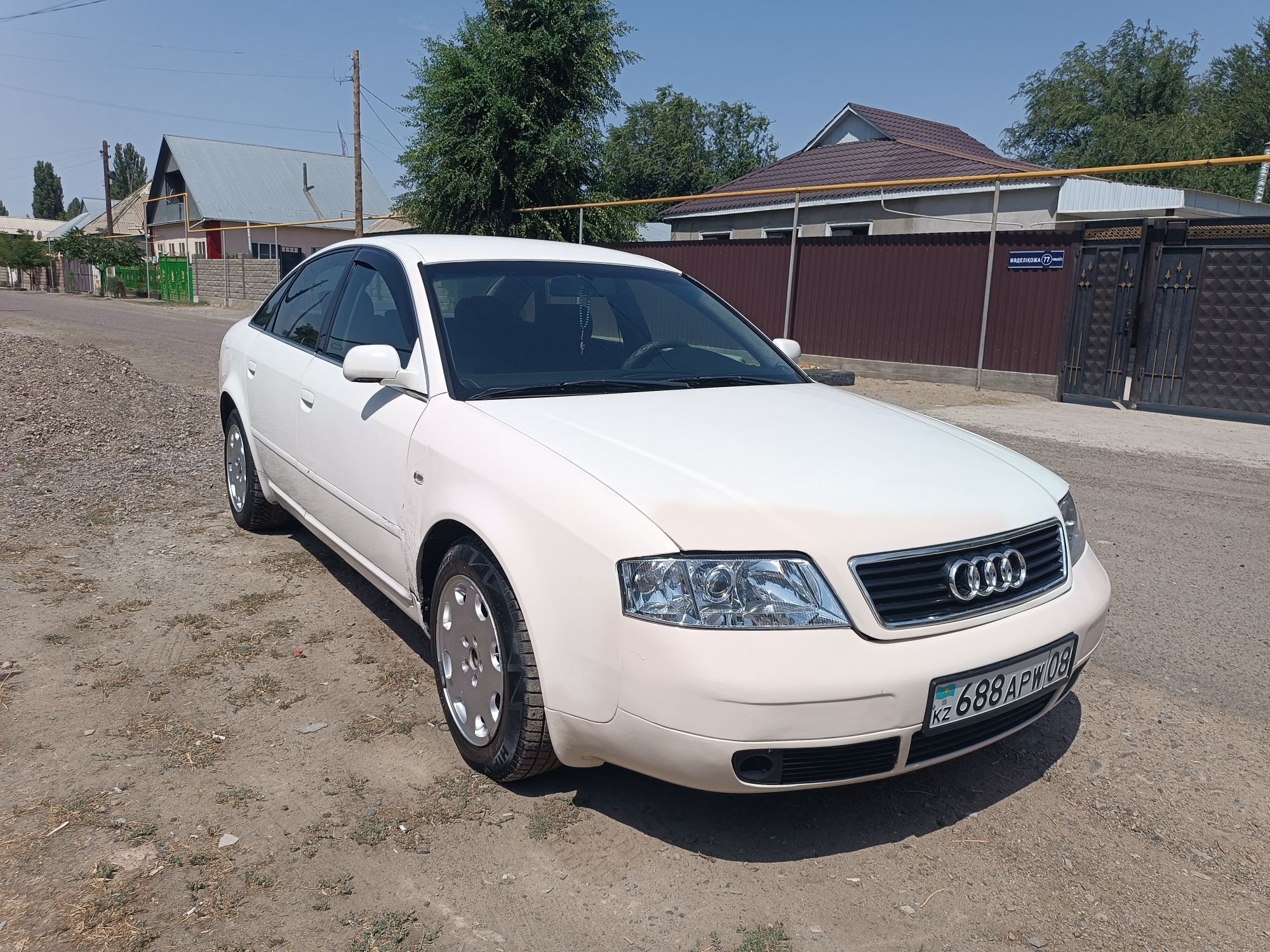 Продаю Audi A6 C5 2.4 Aкпп