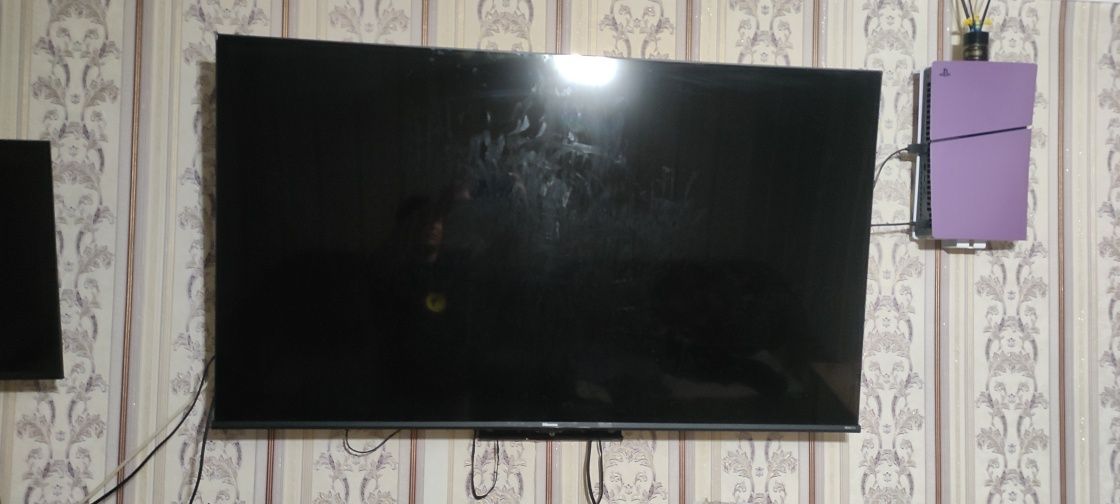 На запчасти смарт тв Hisense 55